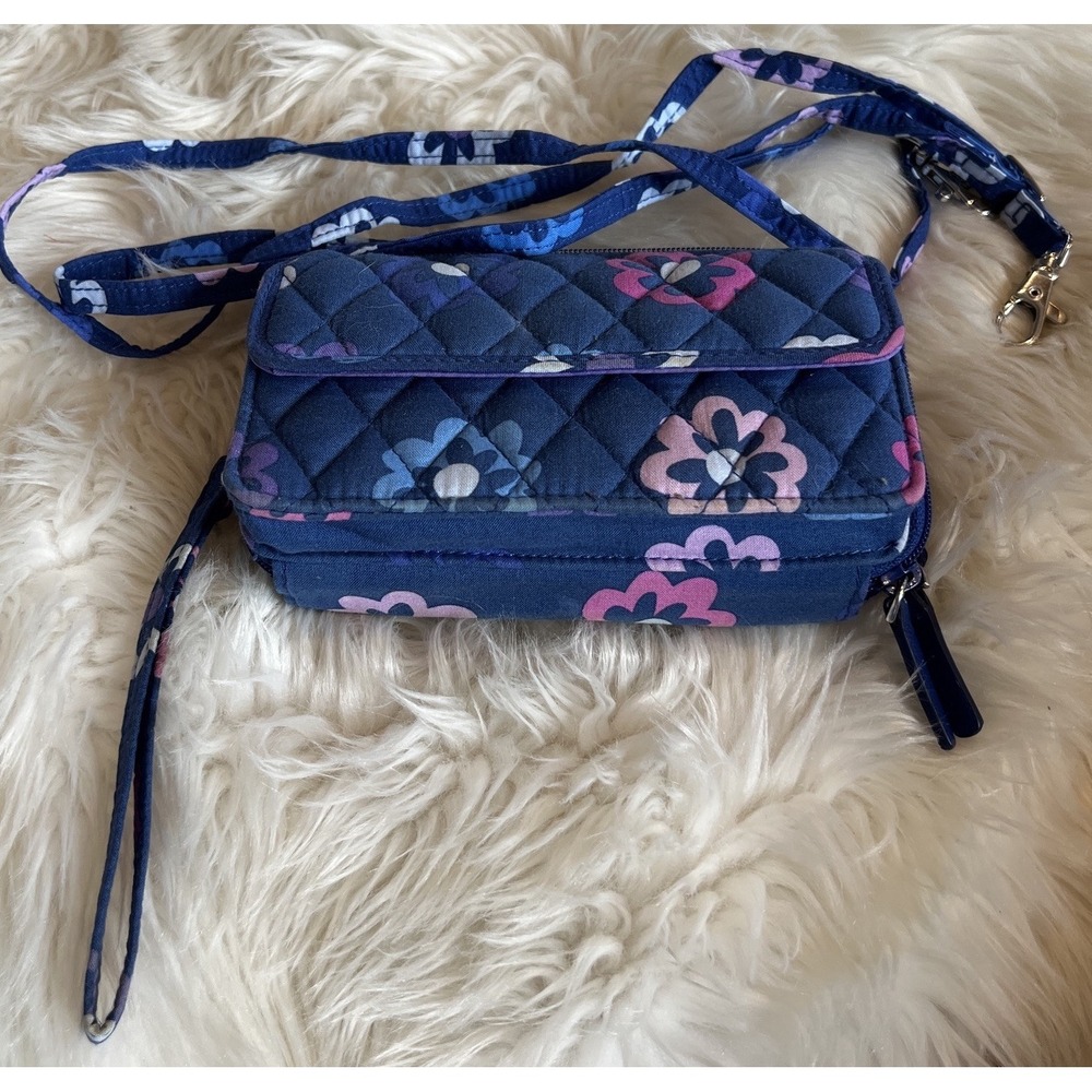 Vera Bradley Crossbody‎ Bag Purse Ellie Flower Pattern Cotton Quilted All In One
